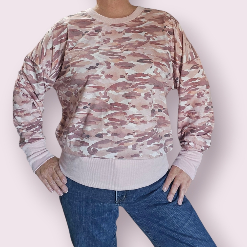 Tahari Sport Pink Camouflage Sweatshirt Size M
